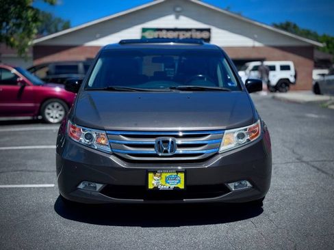 Used 2012 Honda Odyssey Touring image 2