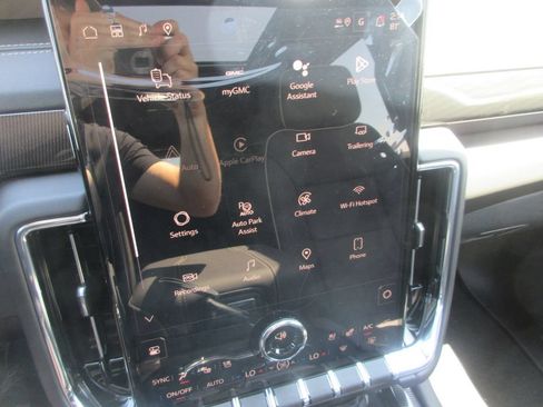 New 2026 GMC Yukon XL Elevation w/ Elevation Premium Package AWD/4WD image 19