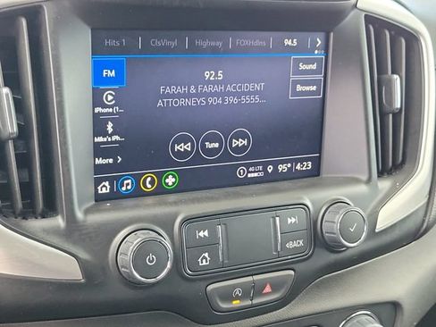 Certified 2024 GMC Terrain SLT FWD image 34