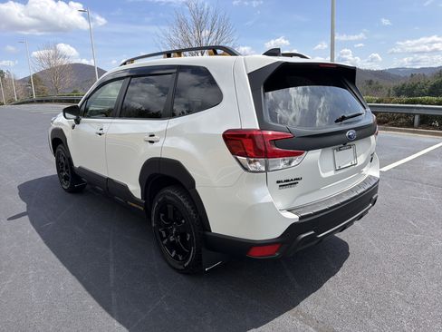 Used 2025 Subaru Forester Wilderness w/ Wilderness Package image 6