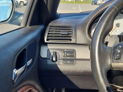 Used 2003 BMW M3 Convertible image 13