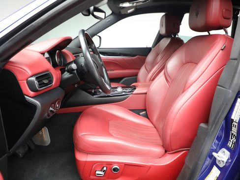 Certified 2022 Maserati Levante GT image 14