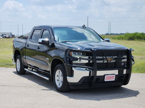 Used 2021 Chevrolet Silverado 1500 LT RWD image 3