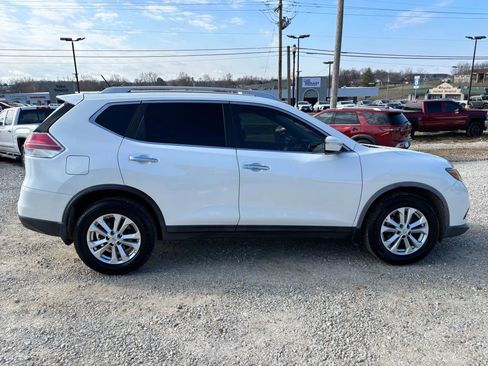 Used 2014 Nissan Rogue SV image 5