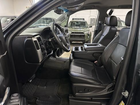 Used 2017 Chevrolet Silverado 1500 LT w/ All Star Edition AWD/4WD image 16