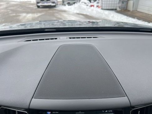 Certified 2023 Volvo XC60 B5 Plus w/ Climate Package image 40