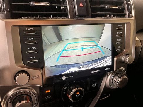 Used 2020 Toyota 4Runner SR5 Premium RWD image 17
