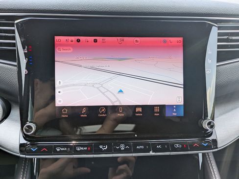 New 2025 Jeep Wagoneer Series III w/ Premium Group I image 13