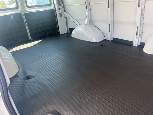 New 2025 Chevrolet Express 3500 Extended w/ Driver Convenience Package image 10