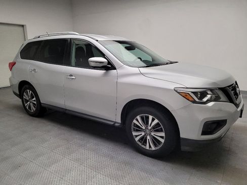 Used 2017 Nissan Pathfinder SL AWD/4WD image 11
