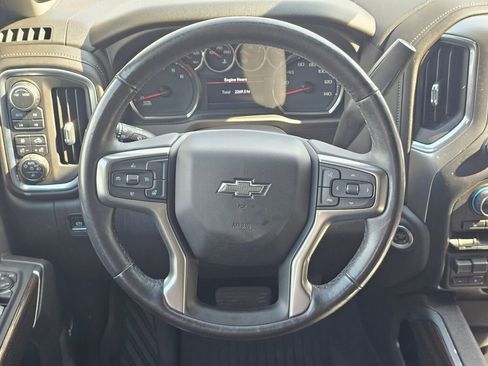 Used 2022 Chevrolet Silverado 1500 LT Trail Boss w/ Convenience Package II AWD/4WD image 20