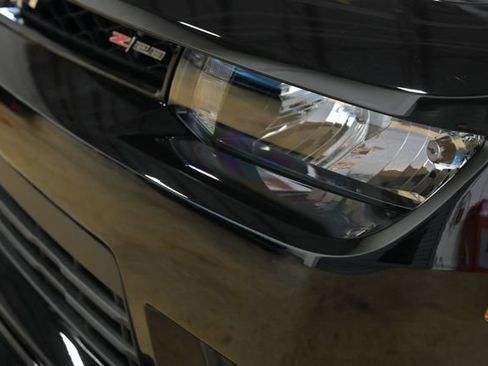 Used 2015 Chevrolet Camaro Z/28 RWD image 3