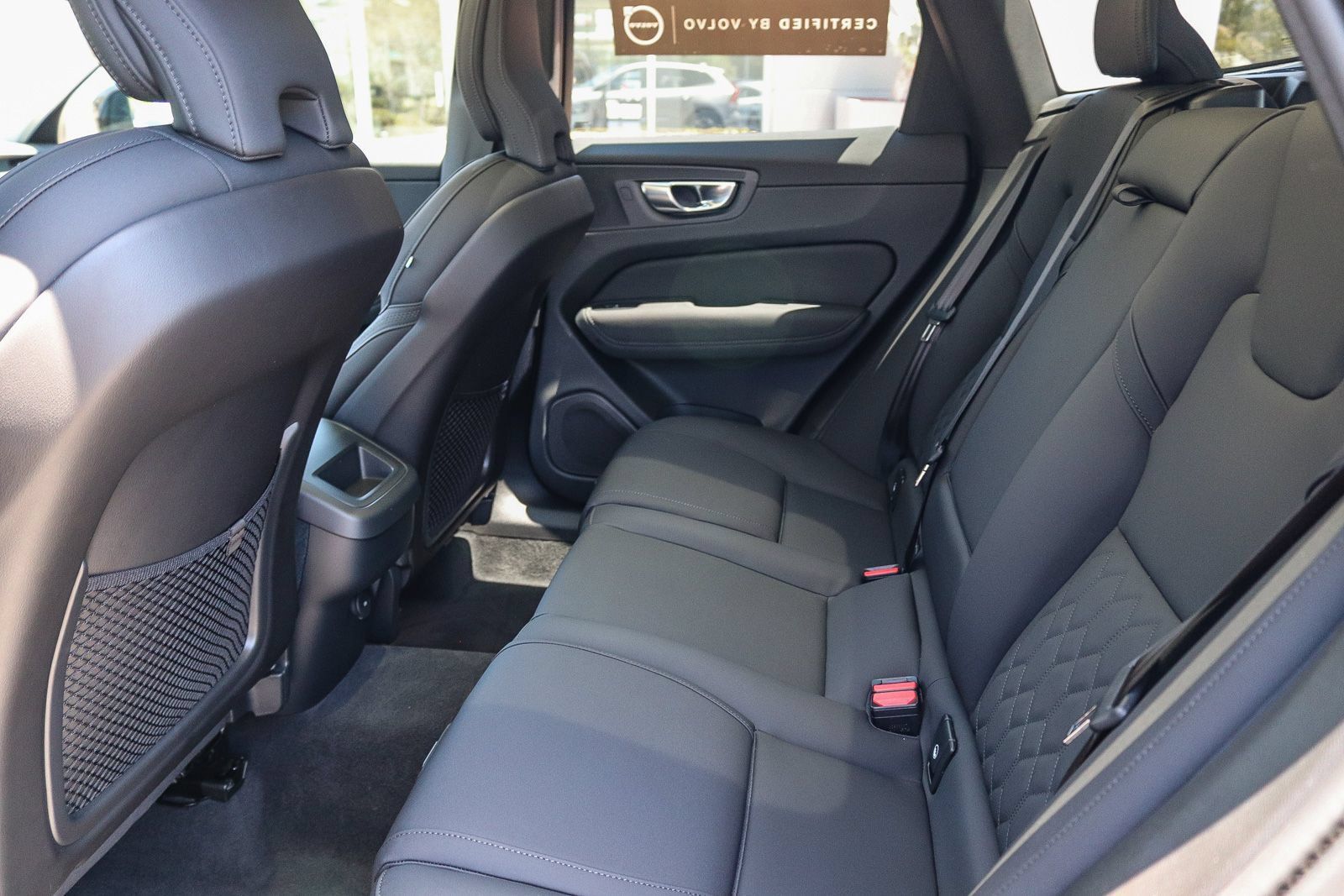 Certified 2026 Volvo XC60 B5 Plus w/ Climate Package PRO AWD/4WD image 19