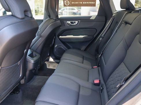 Certified 2026 Volvo XC60 B5 Plus w/ Climate Package PRO AWD/4WD image 19