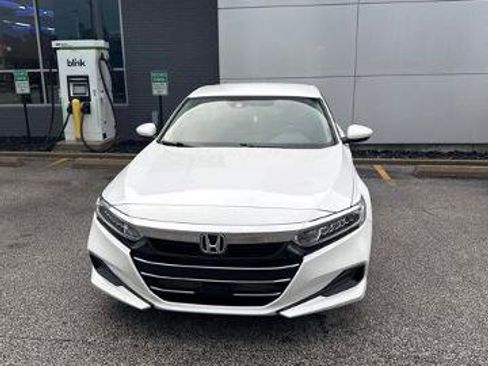 Used 2021 Honda Accord LX image 3