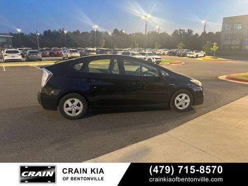 Used 2011 Toyota Prius Four w/ Solar Roof Pkg FWD image 9