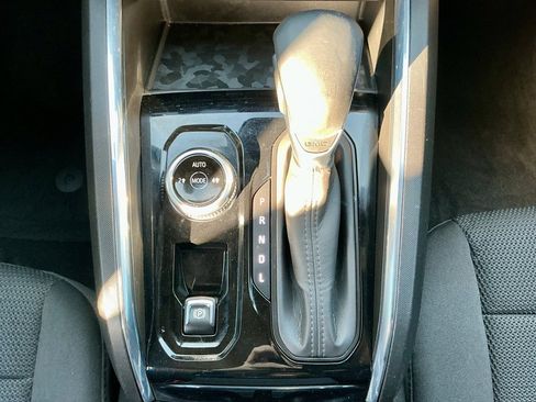 Used 2023 GMC Canyon Elevation w/ Convenience Package image 33