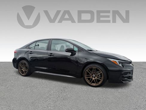 Used 2024 Toyota Corolla Sedan w/ SE Convenience Package image 3