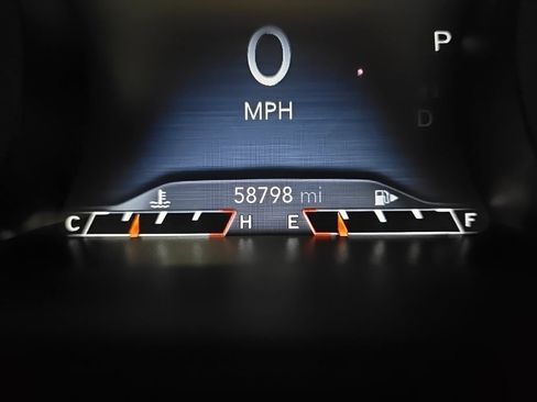 Used 2019 Jeep Cherokee Limited AWD/4WD image 23