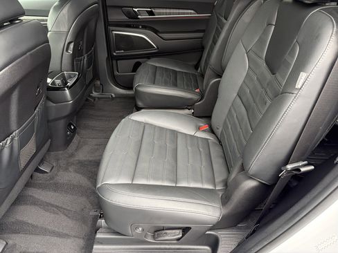 Used 2025 Kia Telluride SX Prestige AWD/4WD image 19
