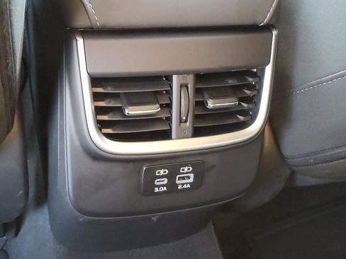 Certified 2025 Subaru Outback Premium image 15