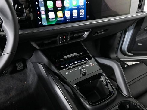 New 2026 Porsche Cayenne Coupe image 21