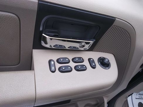 Used 2004 Ford F150 XLT image 25