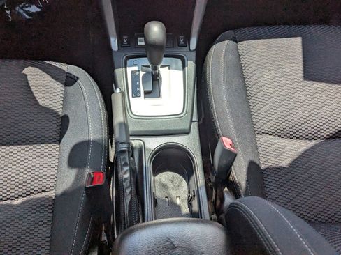 Used 2018 Subaru Forester 2.5i Premium AWD/4WD image 16