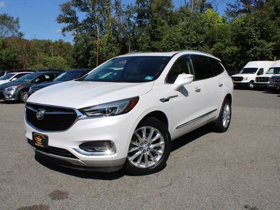 Used 2018 Buick Enclave Essence