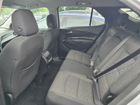 Used 2019 Chevrolet Equinox LT AWD/4WD image 16