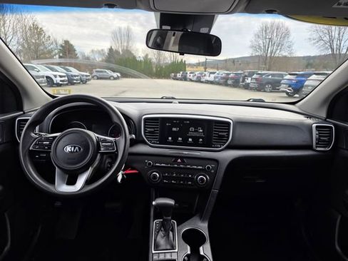 Used 2020 Kia Sportage LX AWD/4WD image 18