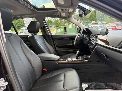Used 2015 BMW 320i xDrive Sedan AWD/4WD image 29