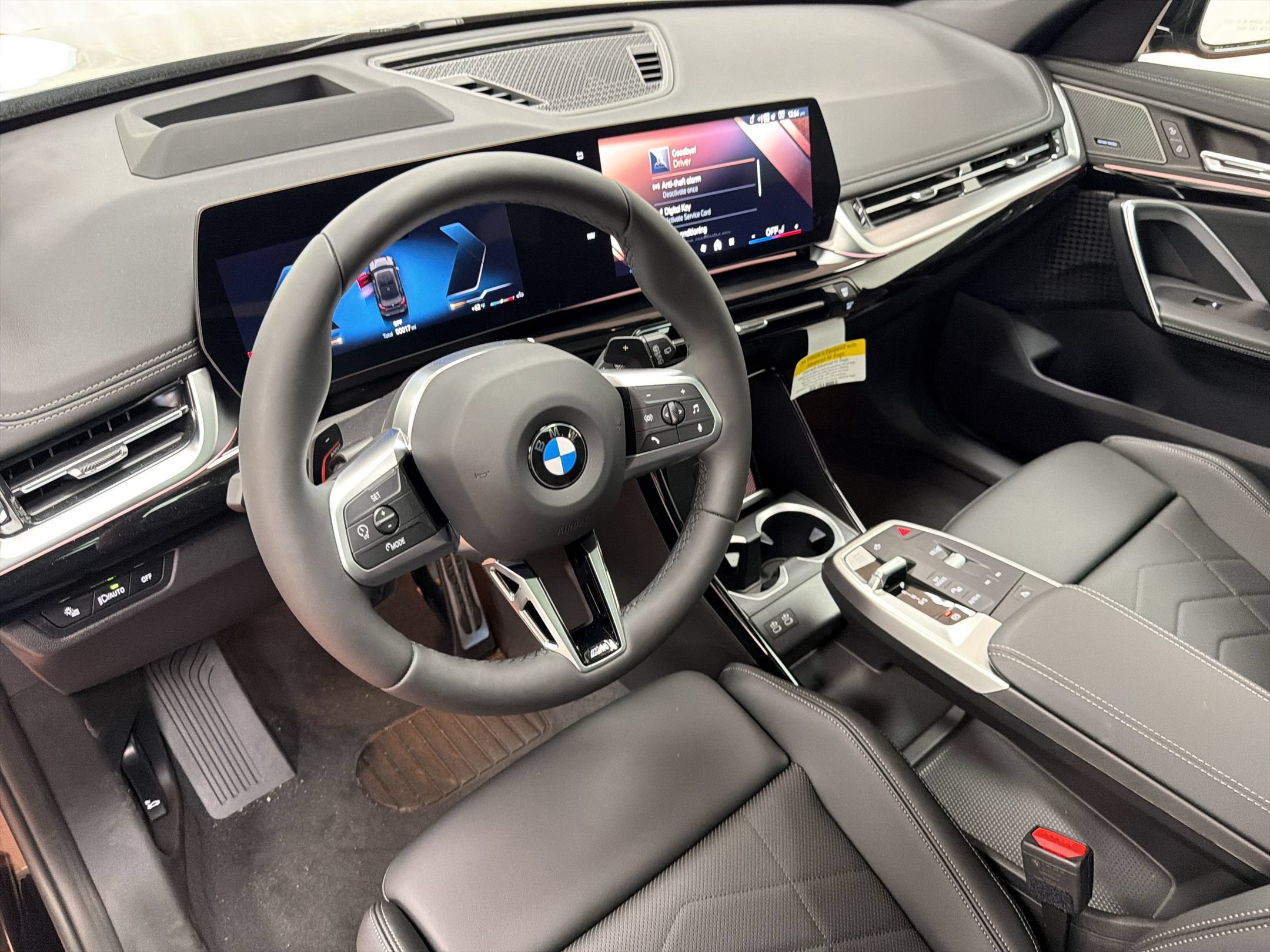 Used 2026 BMW X1 xDrive28i w/ Technology Package AWD/4WD image 4