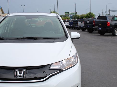 Used 2016 Honda Fit EX image 11