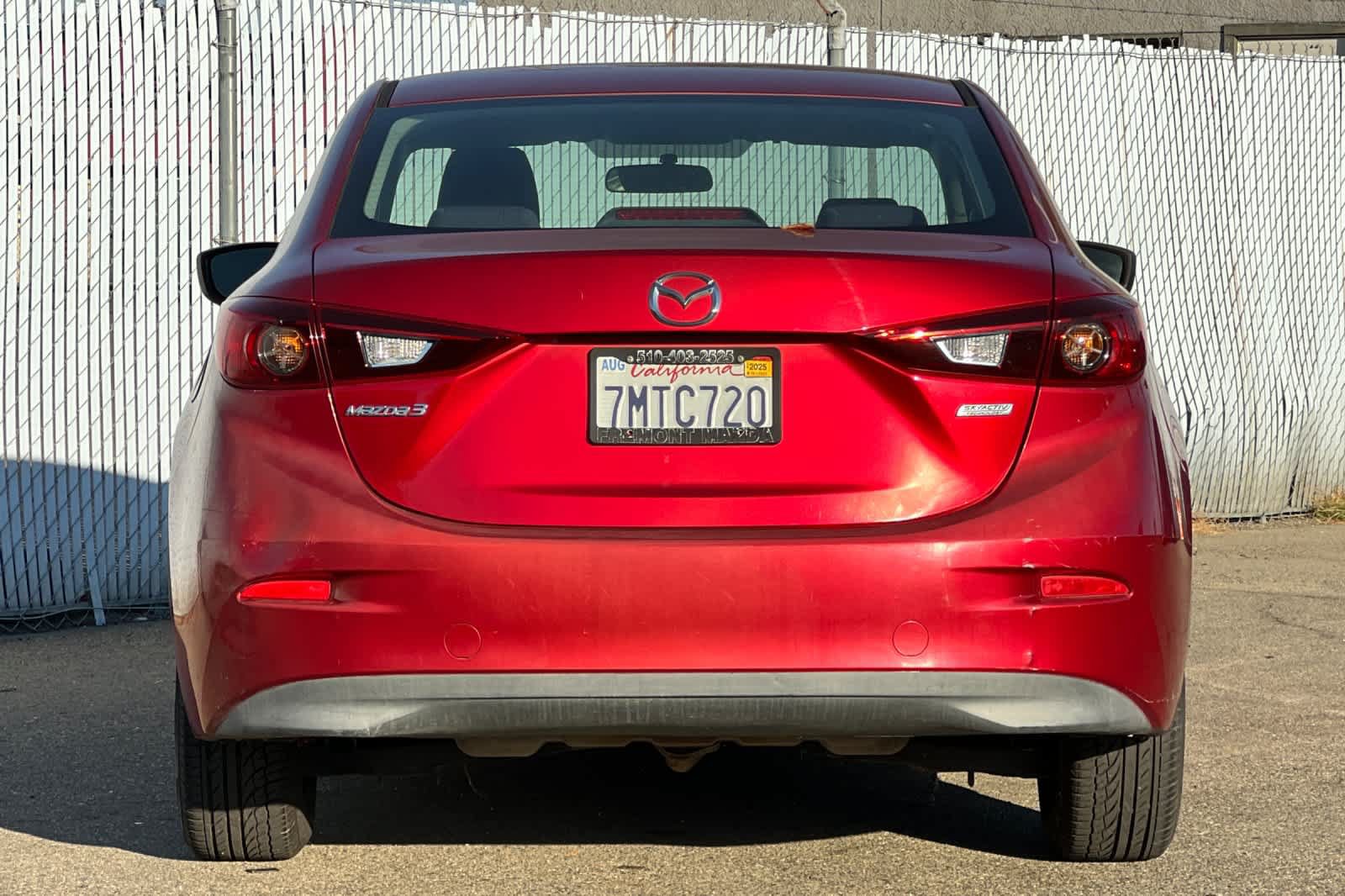Used 2015 MAZDA MAZDA3 i Sport FWD image 4