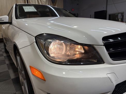 Used 2014 Mercedes-Benz C 250 Sport w/ 18" AMG 7-Spoke Alloy Package image 7