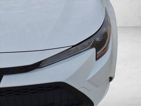Used 2021 Toyota Corolla LE FWD image 9