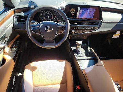 New 2025 Lexus ES 350 w/ Premium Package image 7