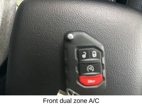 Used 2024 Jeep Wrangler Unlimited Rubicon 4xe w/ Technology Group AWD/4WD image 32
