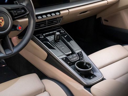 Certified 2025 Porsche 911 Carrera image 13