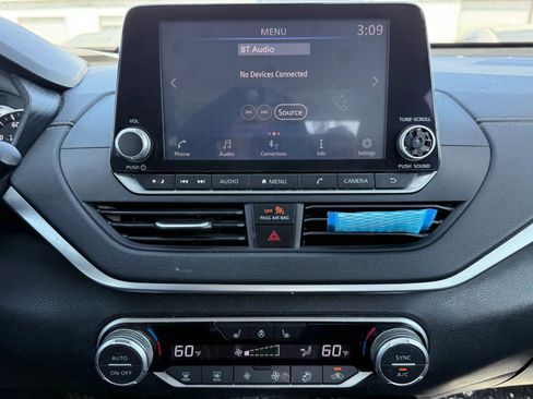 Used 2020 Nissan Altima 2.5 SV image 27