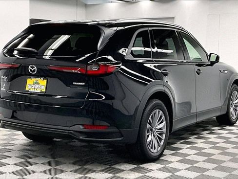 Used 2025 MAZDA CX-90 3.3 Turbo w/ Preferred Package image 11