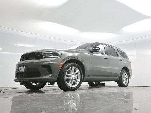 Used 2025 Dodge Durango GT AWD/4WD image 68