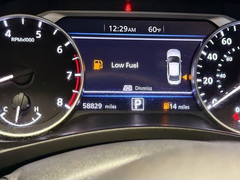 Used 2020 Nissan Sentra SR w/ Electronics Package image 8