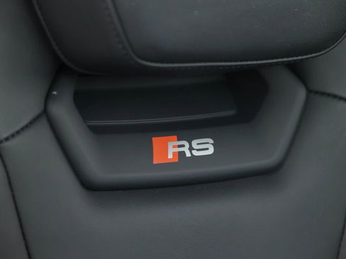 Used 2022 Audi RS e-tron GT w/ Carbon Performance Package image 82