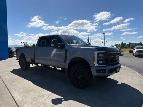 Used 2024 Ford F350 Lariat w/ Lariat Ultimate Package AWD/4WD image 6