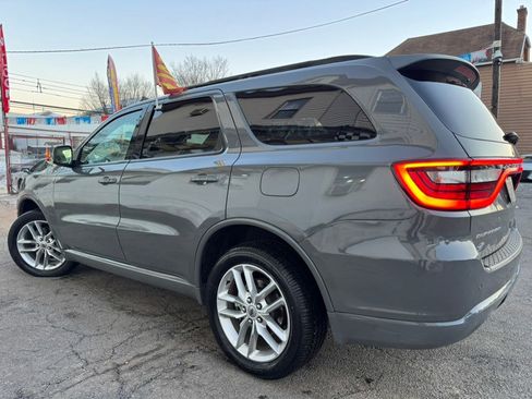 Used 2022 Dodge Durango GT image 3