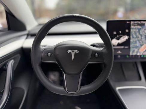 Used 2022 Tesla Model 3 Long Range image 43