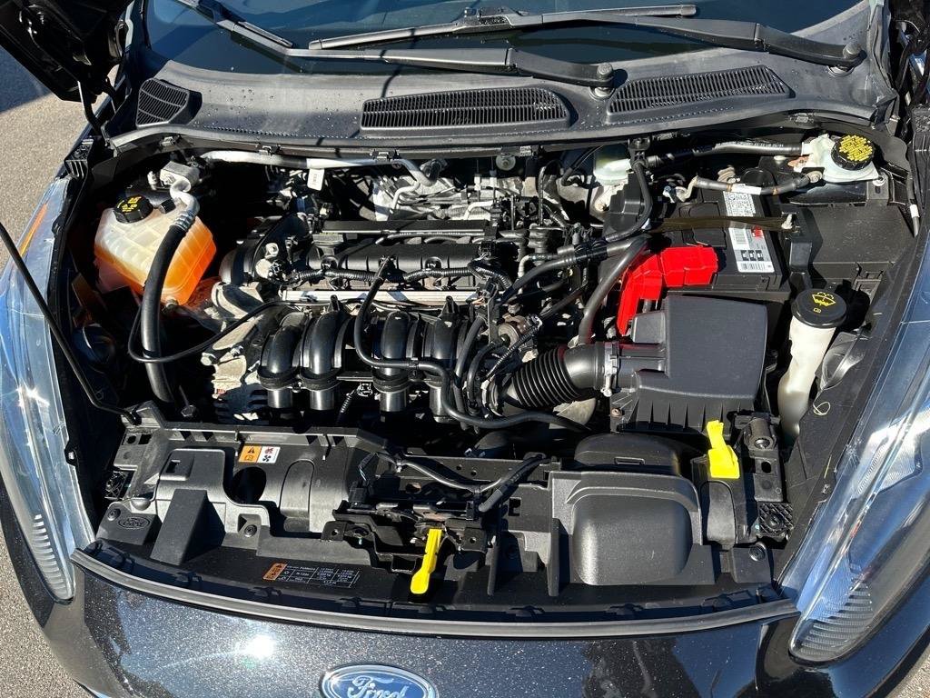 Used 2014 Ford Fiesta SE FWD image 9