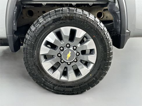 Used 2024 Chevrolet Silverado 2500 LT w/ All Star Edition AWD/4WD image 30